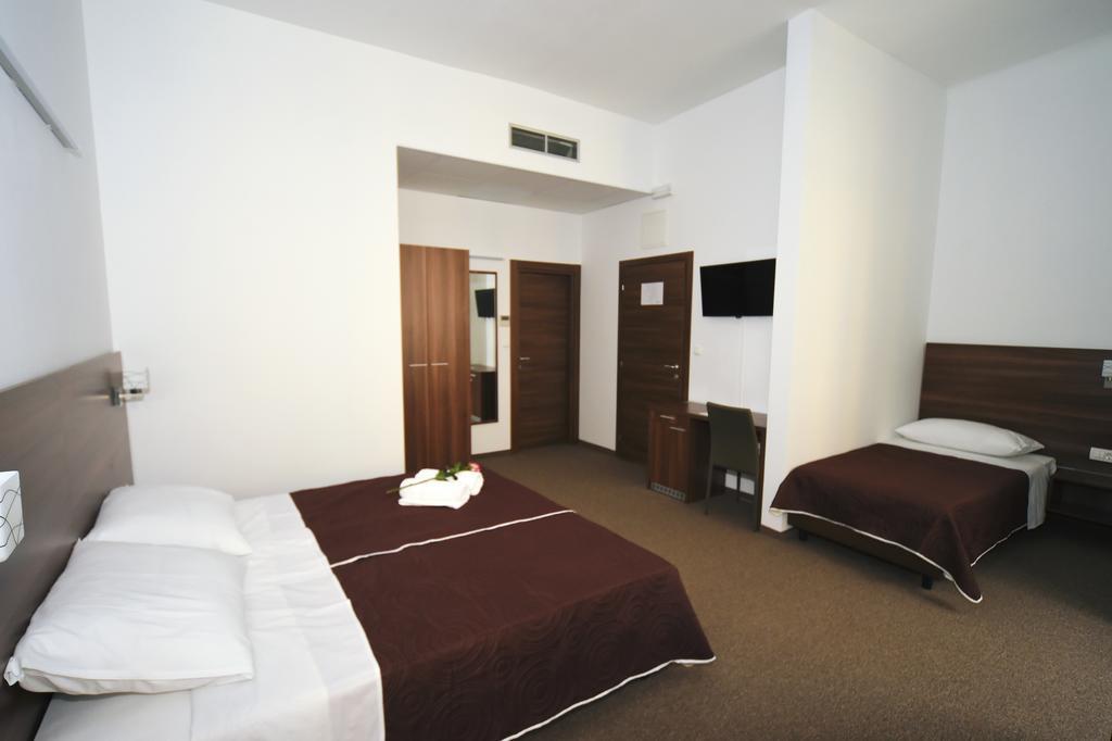 Riva Rooms Rijeka Room photo